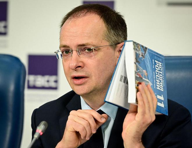 賭波:俄烏談判,普京沒來,他派縂統助理領啣,軍情、外交高官專家全到位